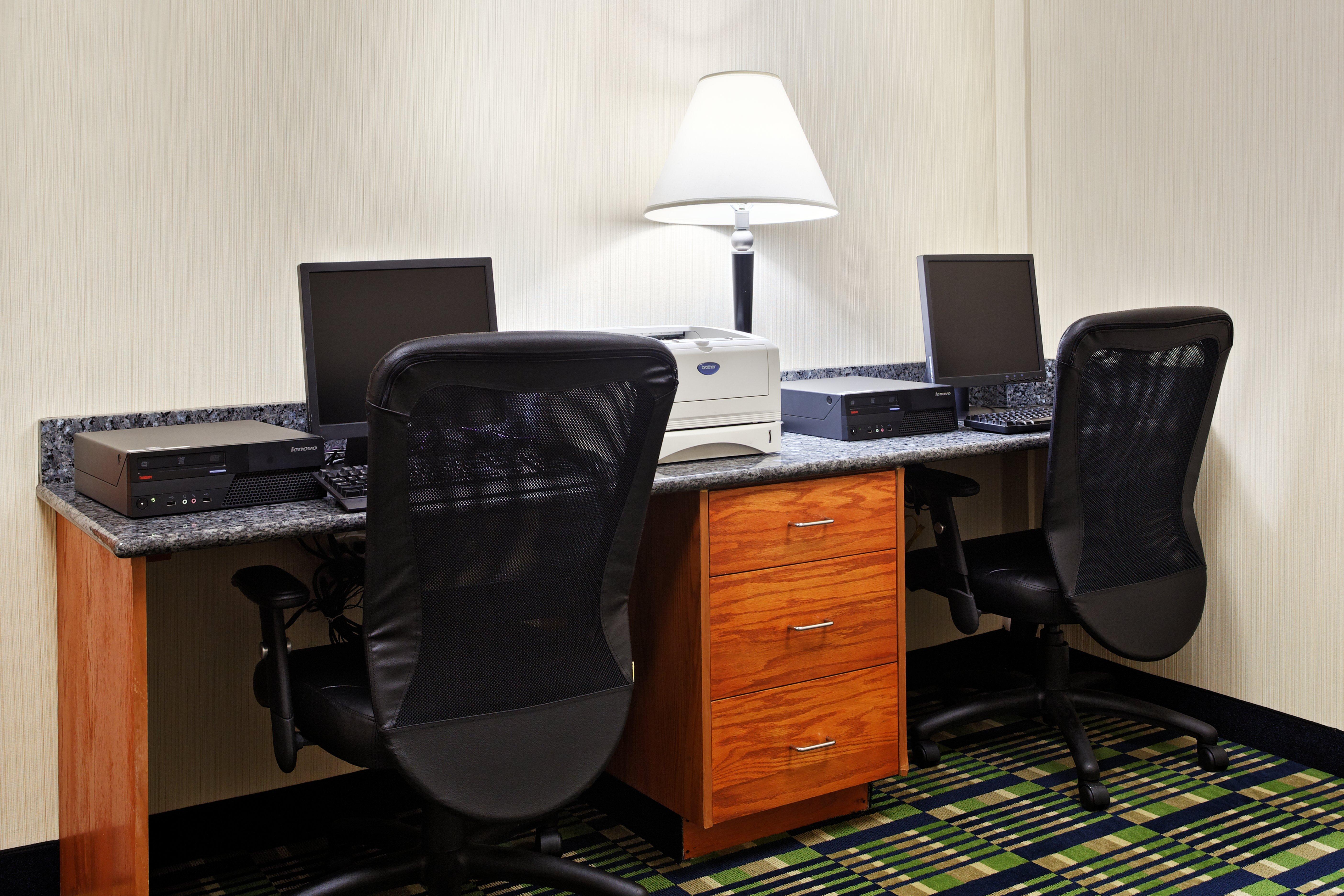 Holiday Inn Express Richmond-Brandermill-Hull Street By Ihg Екстер'єр фото