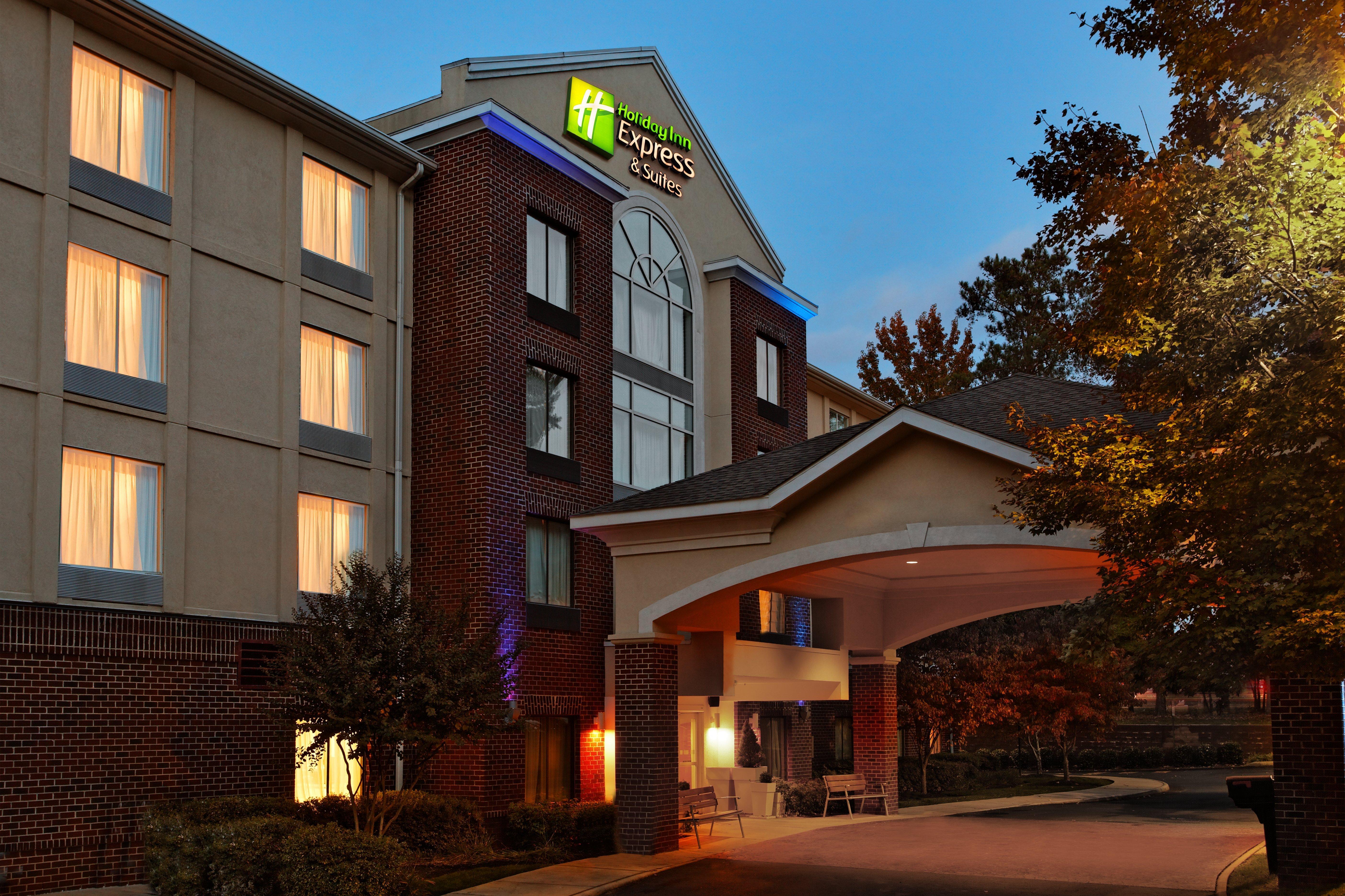 Holiday Inn Express Richmond-Brandermill-Hull Street By Ihg Екстер'єр фото