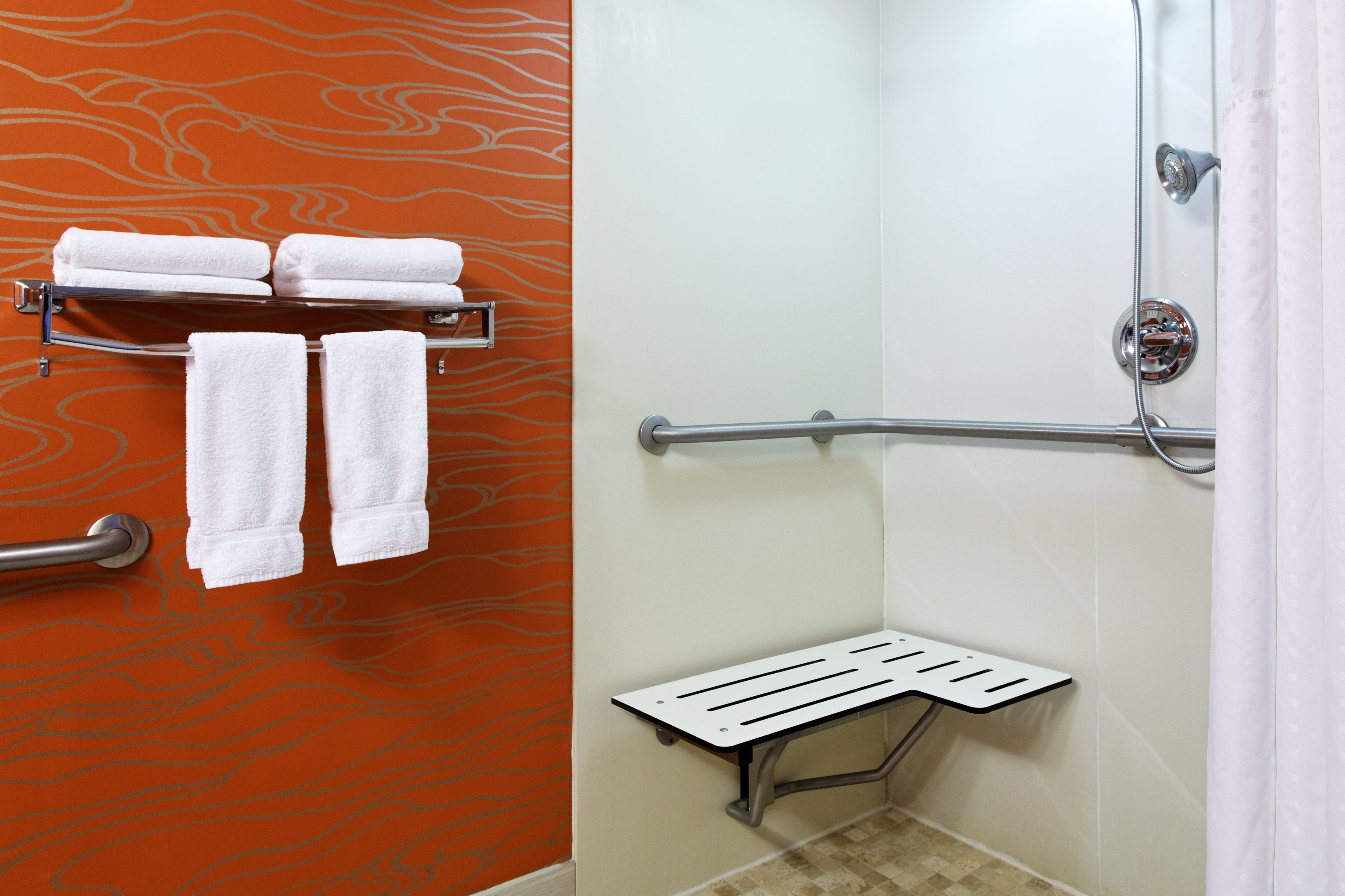 Holiday Inn Express Richmond-Brandermill-Hull Street By Ihg Екстер'єр фото