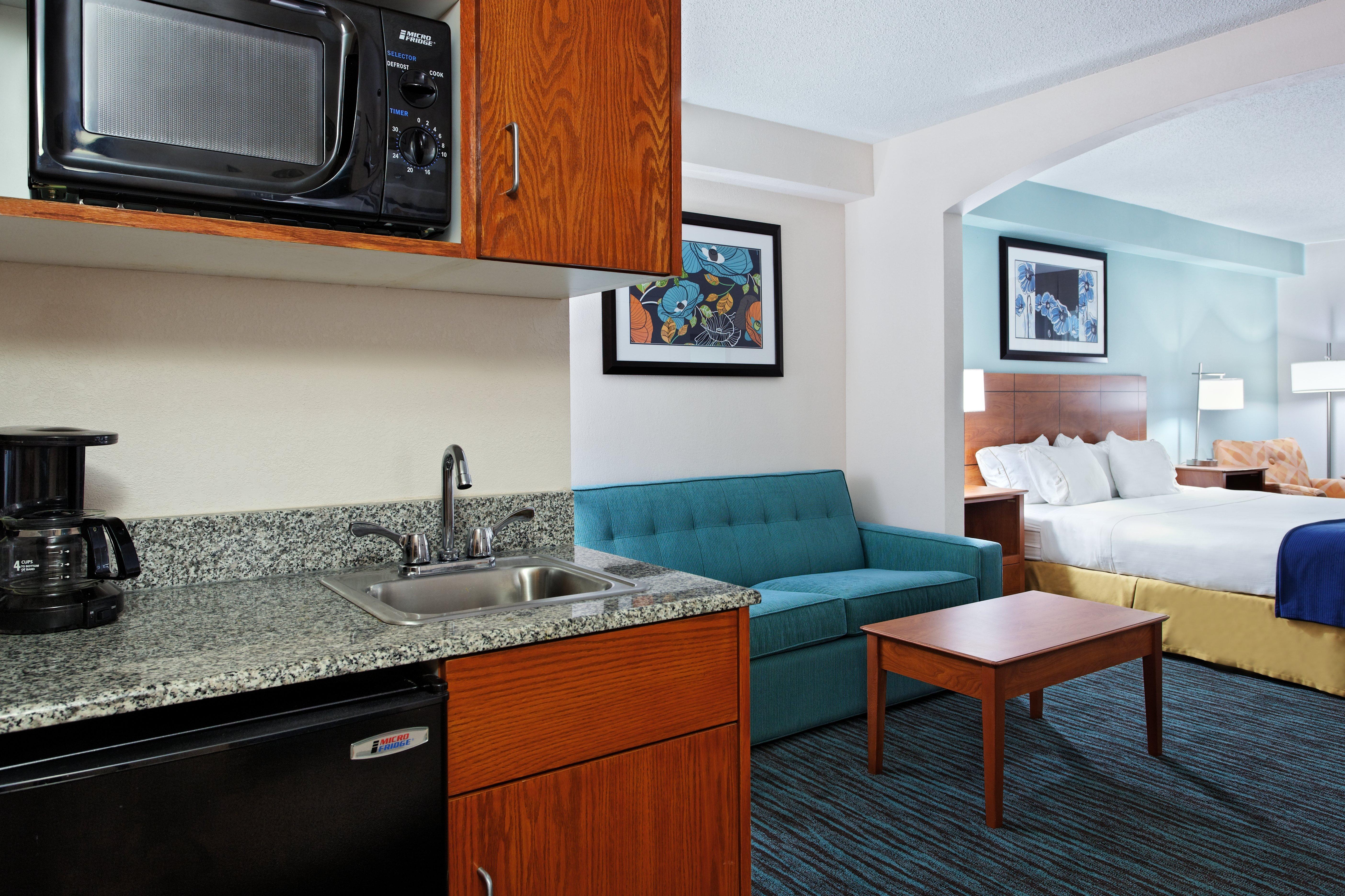 Holiday Inn Express Richmond-Brandermill-Hull Street By Ihg Екстер'єр фото